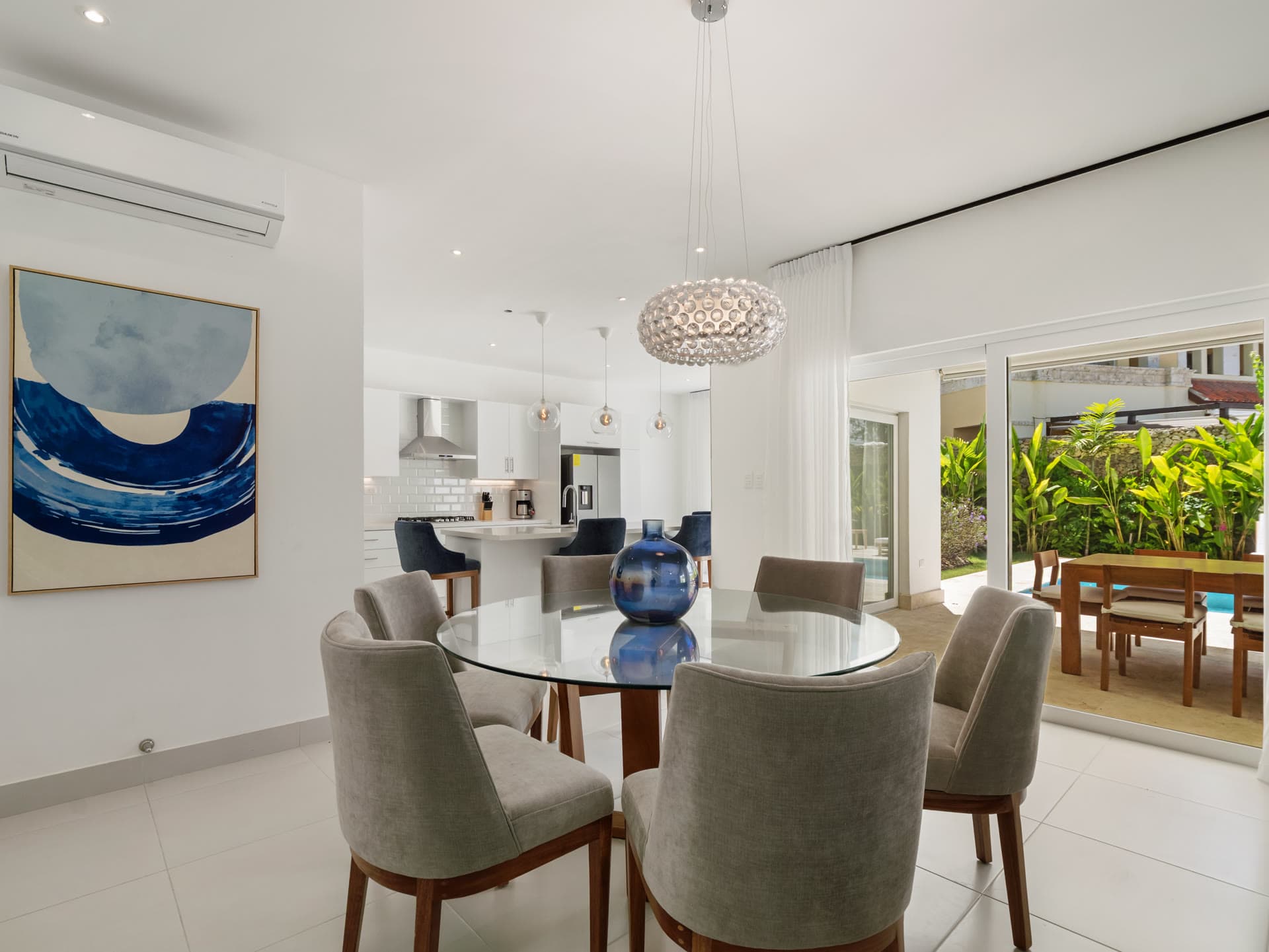 The Solara Residence thumbnail 4