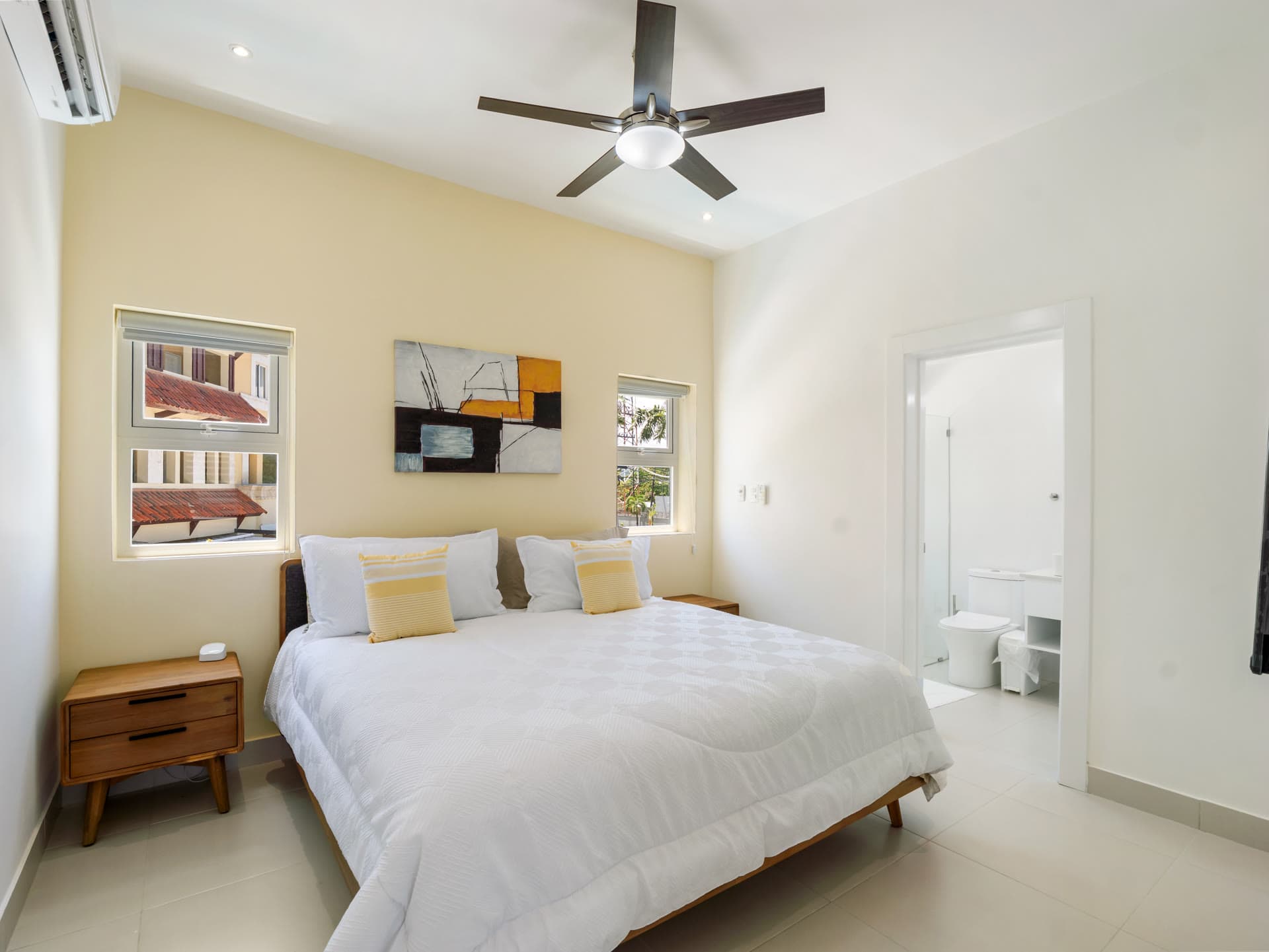 The Solara Residence thumbnail 14